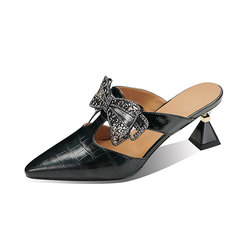 elegant-womens-closed-toe-slippers-with-bow-and-color-block_4 Elegant Women's Closed-Toe Slippers with Bow and Color Block