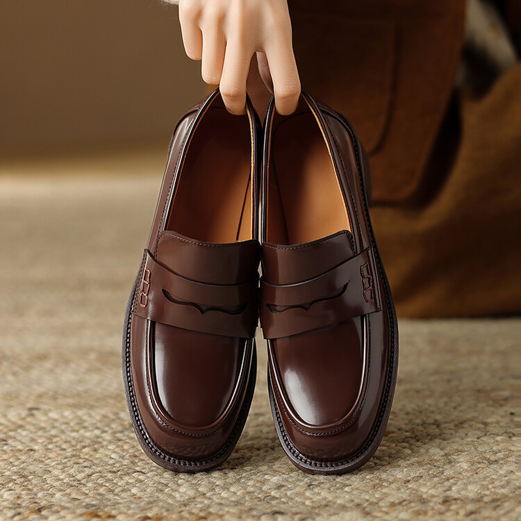 patent-leather-loafers-with-chunky-mid-heel_2 Patent Leather Loafers with Chunky Mid Heel