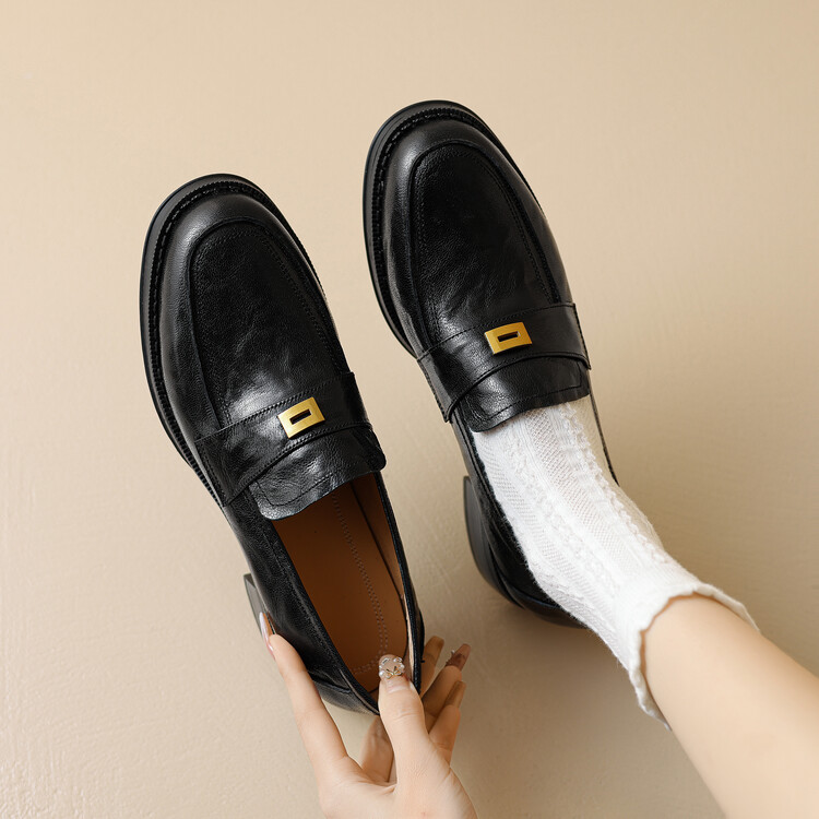 womens-leather-loafers-retro-slip-on-shoes-with-metal-detail_1 Women's Leather Loafers Retro Slip-On Shoes with Metal Detail